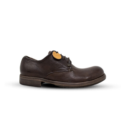 Labora 4, вид сбоку на темно-коричневую обувь