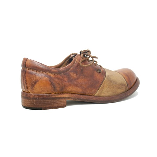 Clochard Derby Canvas und Leder rechte Seite des honigfarbenen Schuhs