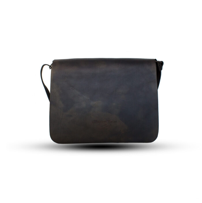 Capa 2 окрашенная вручную лицевая сторона сумки черно-медного цвета.