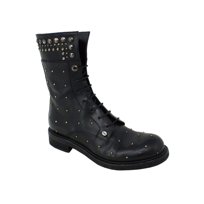 Star ankle boot isometric view of the black model