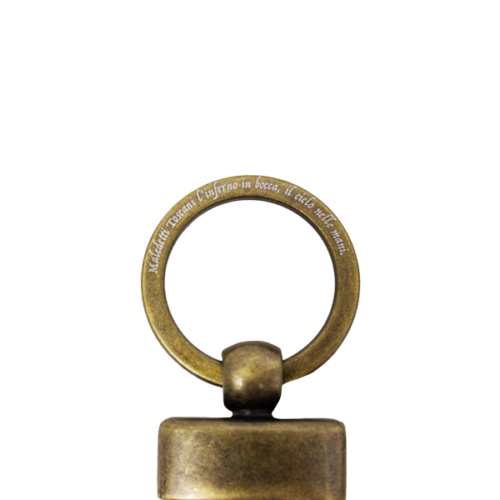 Schlüsselanhänger mit Kapuze und Münze mit orangefarbenem Detail