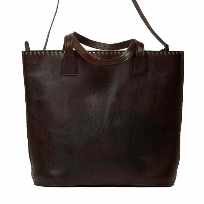 Buckle Bag Oval Buckle Large back of the bag in dark brown color
